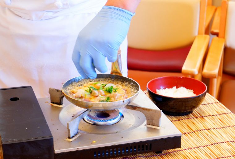 アツアツ親子丼