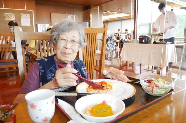 シェフ自慢のオムライス