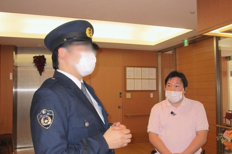 ※捜査への支障を考慮し、警察官の方の画像を加工しています※