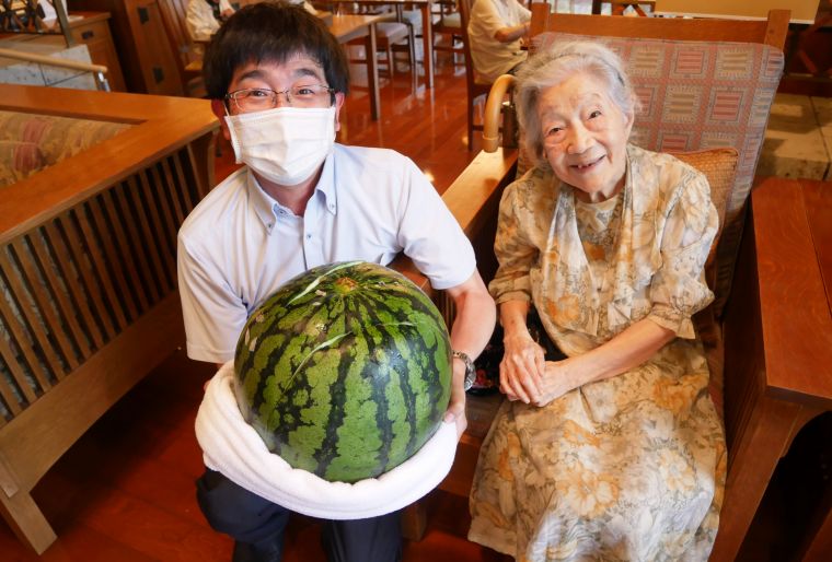 夏と言えばのスイカ割り！