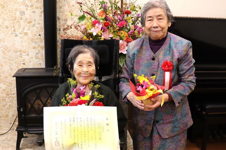 同じフロアで仲良しのお二人も、まるで姉妹のように話しが弾んでます！！