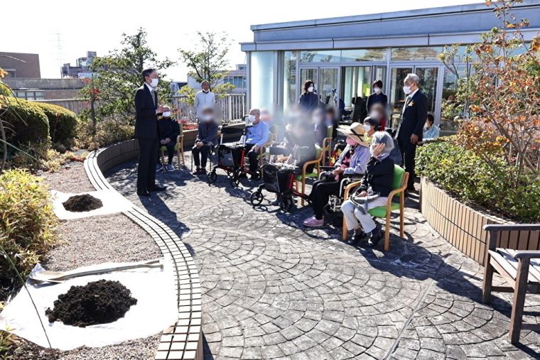 開設２５周年　記念植樹