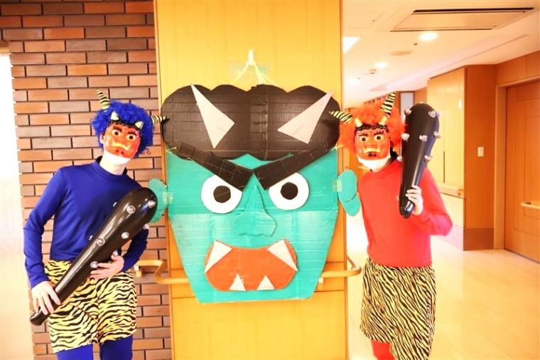 節分鬼退散で福笑い