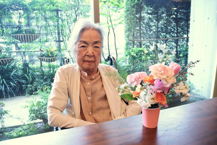 完成した作品と記念撮影