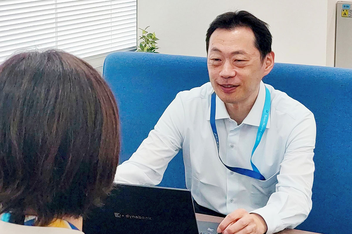 法人向けソリューションサービス 営業　イメージ写真